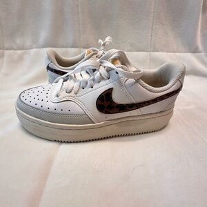 Nike Court Vision Alta leopard size 8